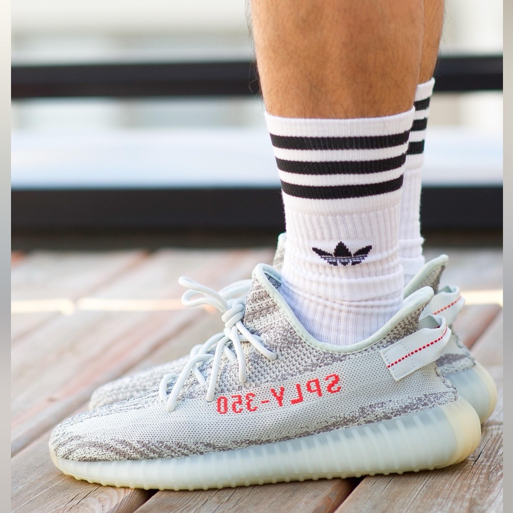 Yeezy Boost 350 V2 blue tint sneakers - Picture 2 of 14